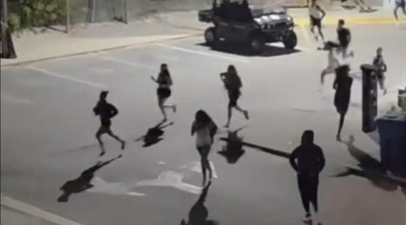 Teens flee in panic after gunfire at beach pier