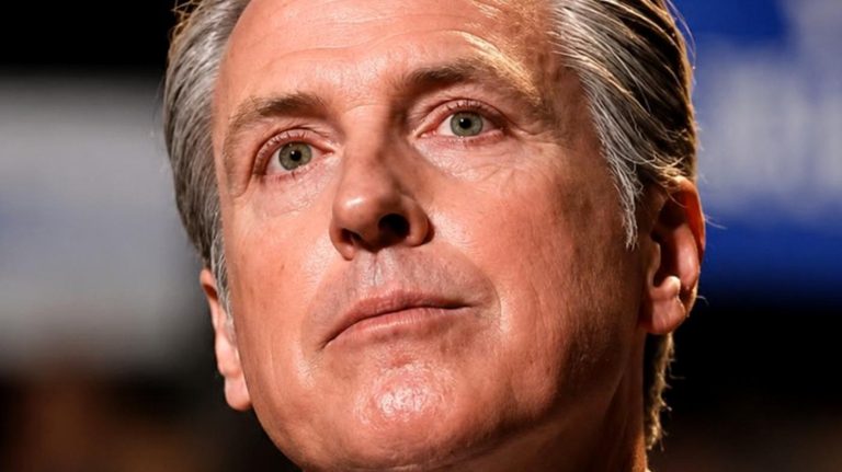 Gavin Newsom 2028 run crashes breaking news