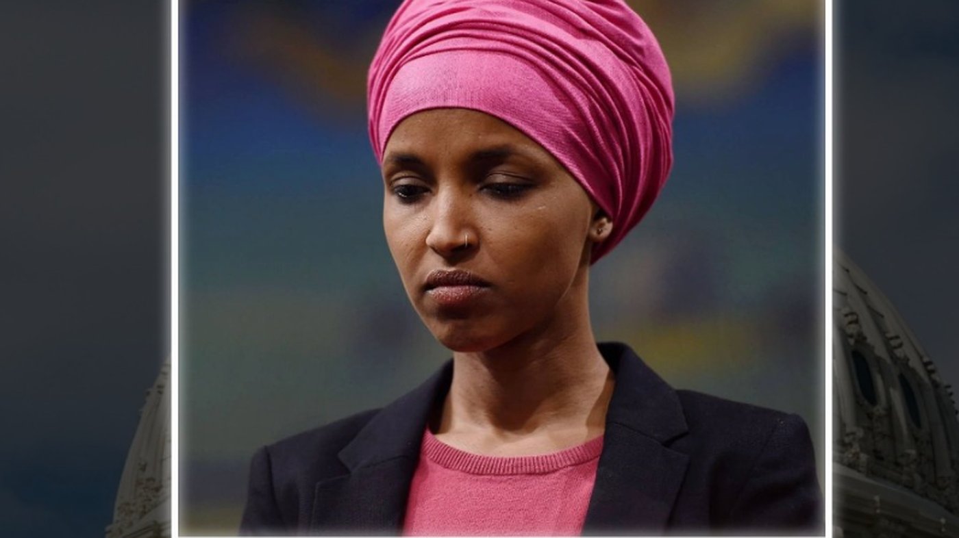 Ilhan Omar removal vote headline over Capitol