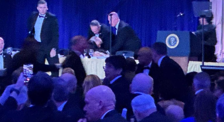 Chaos at White House Correspondents' Dinner 2026