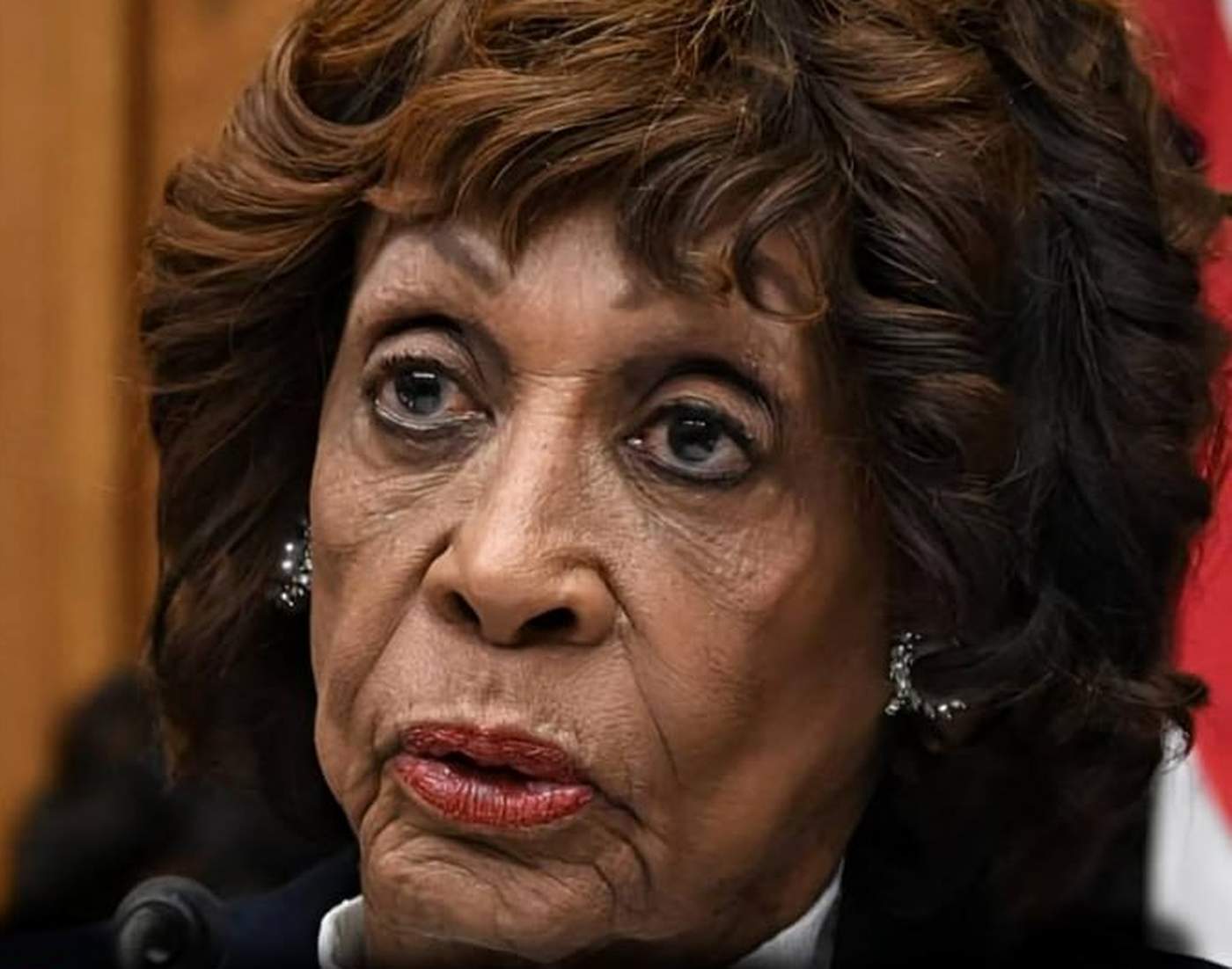 Maxine Waters breaking news alert