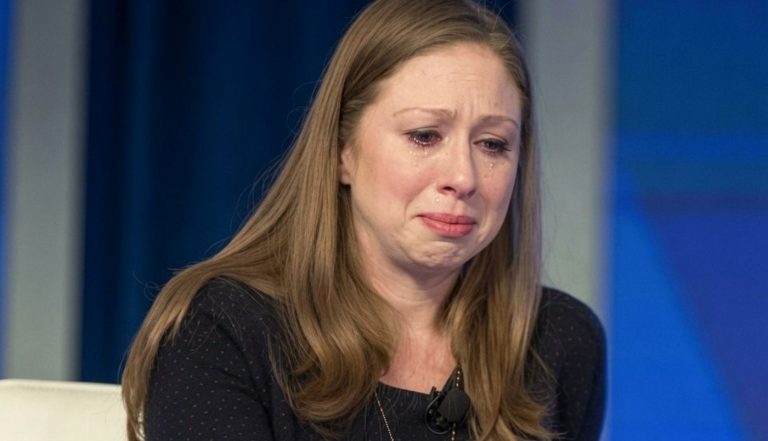 Chelsea Clinton Reveals Her Positive Test