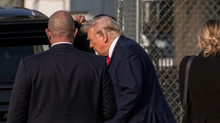 Trump FALLS AGAIN! — White House Doctor Breaks Silence!. 🫡