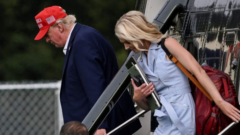 ❤️👇 BREAKING: Trump’s Aide Once Climbed Into a Car Trunk Just to Stay Near Him