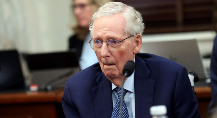 McConnell Turns Heads With Bizarre Move Days After Returning to Senate…..👇👇